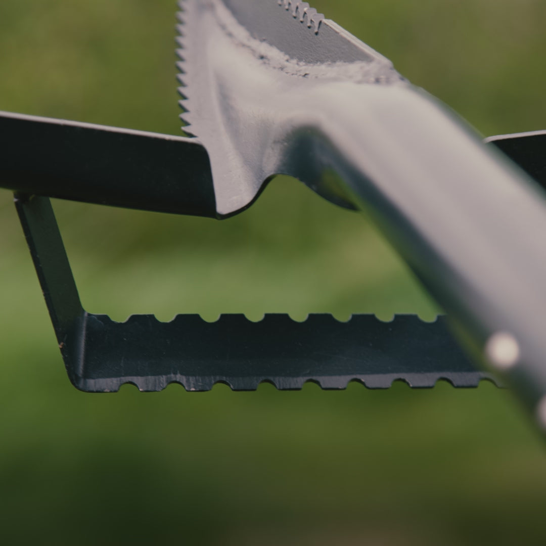 Load video: Roamwild Multi-Digger Weeder